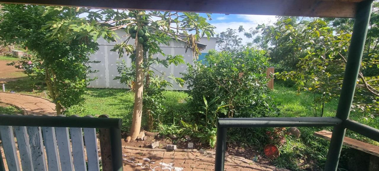 Apartamento Hostal Henua Roa 2 Hanga Roa Exterior foto