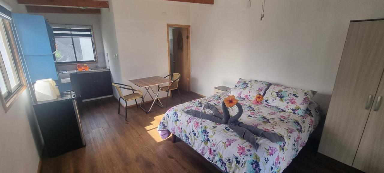 Apartamento Hostal Henua Roa 2 Hanga Roa Exterior foto