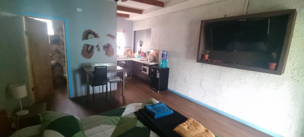 Apartamento Hostal Henua Roa 2 Hanga Roa Exterior foto